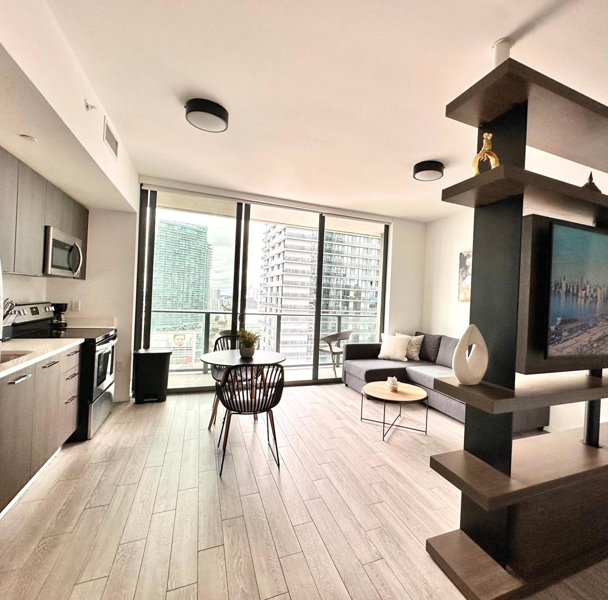 Апартаменти Luxury Loft - Free Parking - Ocean View - Brickell Downtown Маямі Номер фото